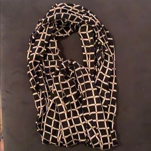 *Brand New* Kate Spade infinity scarf
